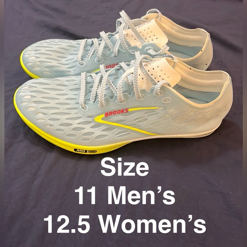 NEW Unisex Brooks ELMN8 7 Track Spikes. Size 11M/12.5W.